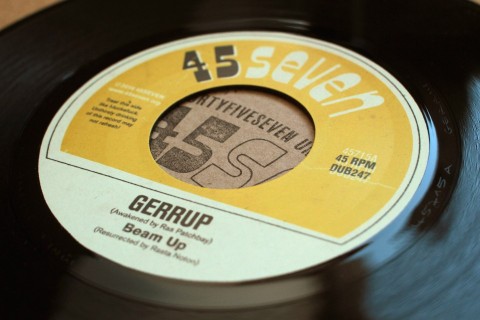 Gerrup / Vibin 7″ out on 45Seven records